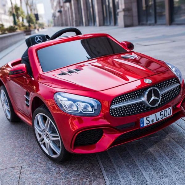 Mercedes sit on clearance car